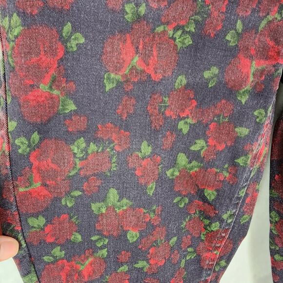 Seven7 Skinny Jeans Women 4 Red Floral Rose on Black Patterned Stretch Jeans - Picture 3 of 10